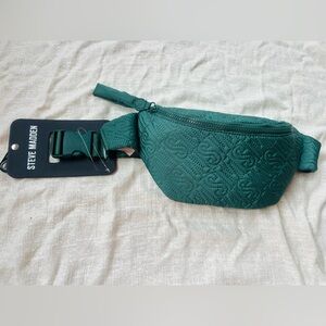 159 new Steve Madden fanny  pack cross body purse green nwt